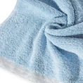 Ręcznik z delikatną bordiurą - 70 x 140 cm - niebieski 5