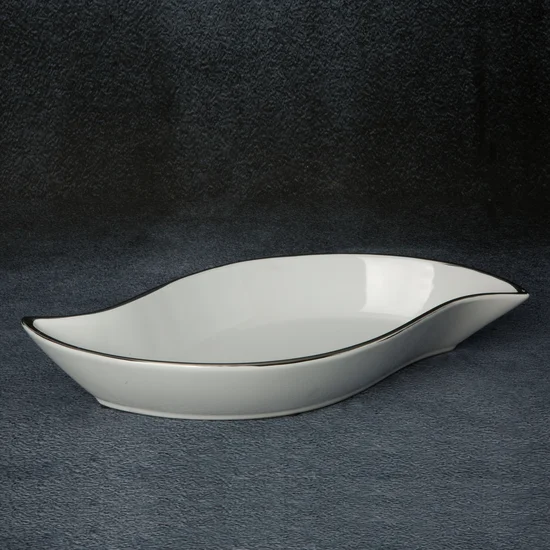 Patera ceramiczna z nadrukiem złotej ważki - 36 x 18 x 5 cm - biały