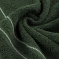 Ręcznik EMINA bawełniany z bordiurą podkreśloną klasycznymi paskami - 70 x 140 cm - zielony 5