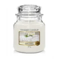 YANKEE CANDLE - Średnia świeca zapachowa w słoiku - Fluffy Towels - ∅ 11 x 13 cm - biały 1