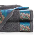 EWA MINGE Ręcznik CAMILA z bordiurą zdobioną designerskim nadrukiem - 50 x 90 cm - stalowy 1