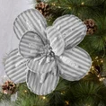 Świąteczny kwiat dekoracyjny w paski zdobiony koralikami - ∅ 20 cm - srebrny 1