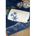 Ręcznik CAROL 01 z haftem ze śnieżynkami - 70 x 140 cm - biały 4