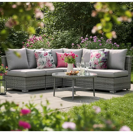 Poszewka GARDEN na taras oraz balkon z tkaniny wodoodpornej zdobiona nadrukiem subtelnych kwiatów Poszewka GARDEN na taras oraz balkon z tkaniny wodoodpornej zdobiona nadrukiem subtelnych kwiatów - 45 x 45 cm