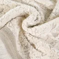 Ręcznik z żakardowym wzorem wykończony frędzlami - 70 x 140 cm - beżowy 5