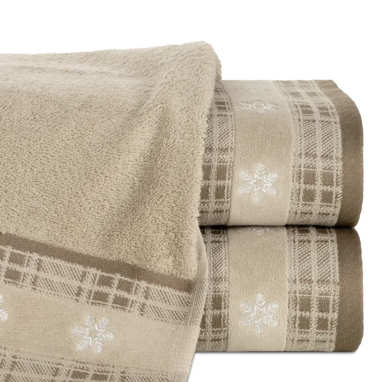 Ręcznik HOLLY 01 świąteczny z żakardową bordiurą  w kratę i haftem ze śnieżynkami - 70 x 140 cm - jasnobeżowy