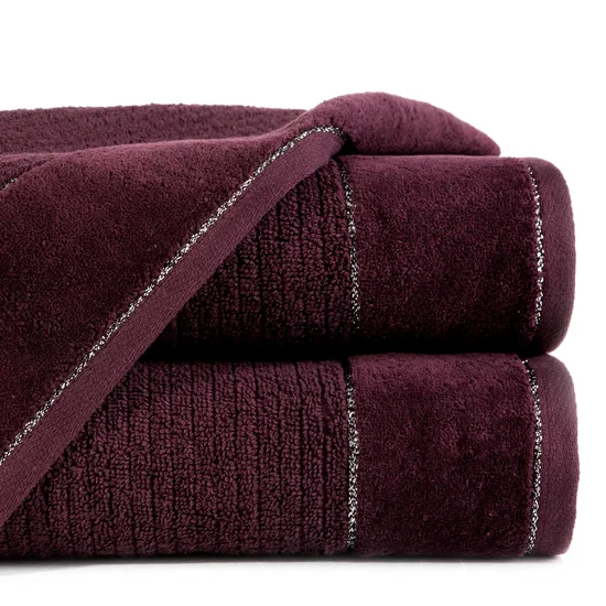 EWA MINGE Ręcznik DAGA w kolorze bordowym, z welurową bordiurą i błyszczącą nicią - 70 x 140 cm - bordowy