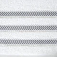 Ręcznik z żakardową bordiurą z wzorem w jodełkę i srebrną nitką - 70 x 140 cm - kremowy 2