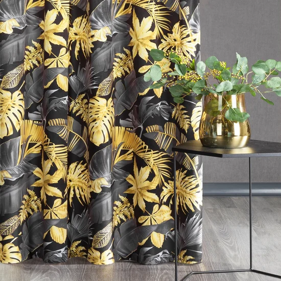 Zasłona BLER z miękkiego welwetu z nadrukiem egzotycznych szaro-żółtych liści - 140 x 270 cm - czarny