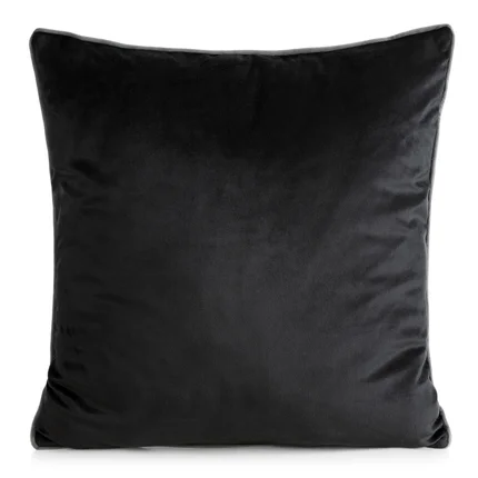 Poszewka GAJA 2 z welwetu o delikatnym połysku z ozdobną lamówką Poszewka GAJA 2 z welwetu o delikatnym połysku z ozdobną lamówką - 45 x 45 cm