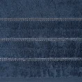Ręcznik z bordiurą z przetykaną srebrną nicią - 70 x 140 cm - granatowy 2