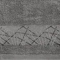 Ręcznik bawełniany NIKA 50x90 cm z żakardową bordiurą z geometrycznym wzorem podkreślonym srebrną nicią, grafitowy - 50 x 90 cm - grafitowy 2