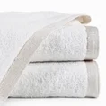 Ręcznik z delikatną bordiurą - 70 x 140 cm - biały 1