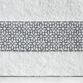 Ręcznik bawełniany z geometrycznym wzorem - 70 x 140 cm - biały 2