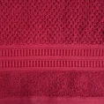 Ręcznik bawełniany ROSITA o ryżowej strukturze z żakardową bordiurą z geometrycznym wzorem, czerwony - 30 x 50 cm - czerwony 2