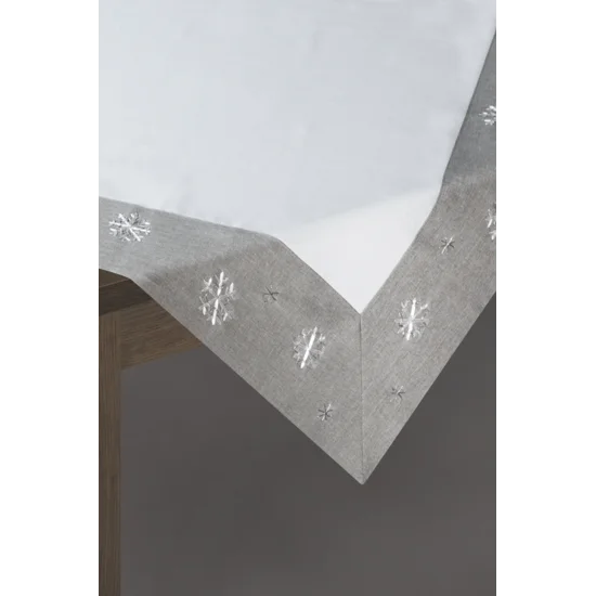 Obrus ELIE z ozdobną kryzą i aplikacją ze śnieżynkami - 85 x 85 cm - kremowy