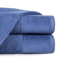 EWA MINGE Ręcznik KARINA w kolorze niebieskim, zdobiony aplikacją z cyrkonii na miękkiej szenilowej bordiurze - 70 x 140 cm - niebieski 1