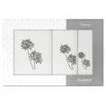 Zestaw upominkowy 3 szt ręczników z haftem kwiatowym w kartonowym opakowaniu na prezent - 56 x 36 x 7 cm - biały 2