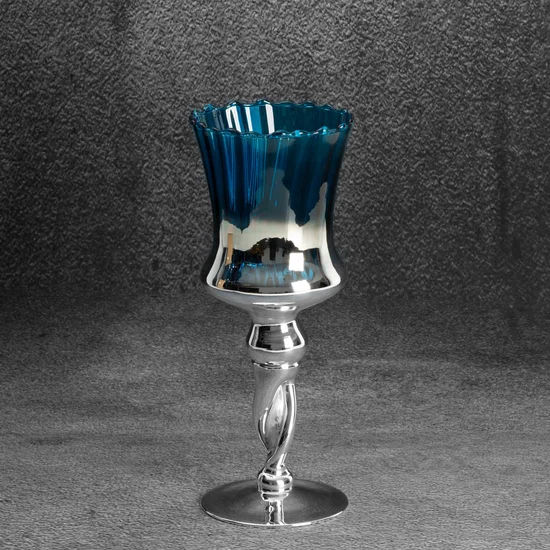 Świecznik bankietowy szklany CLARE 2 na wysmukłej nóżce srebrno-niebieski - ∅ 10 x 25 cm - srebrny