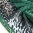 EWA MINGE Ręcznik AGNESE  z bordiurą zdobioną designerskim nadrukiem z motywem zwierzęcym - 70 x 140 cm - butelkowy zielony 5