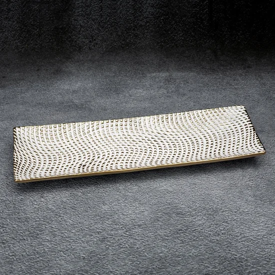 Patera ceramiczna VERDA o prostokątnym kształcie z drobnym wytłaczanym wzorem - 40 x 14 x 3 cm - biały