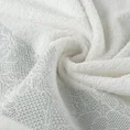 Ręcznik TULIA z żakardową bordiurą z subtelnym kwiatowym wzorem - 70 x 140 cm - biały 5