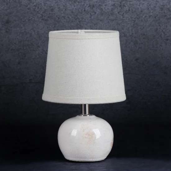 Lampka stołowa LUKA na kulistej ceramicznej podstawie z abażurem z matowej tkaniny - ∅ 15 x 22 cm - biały
