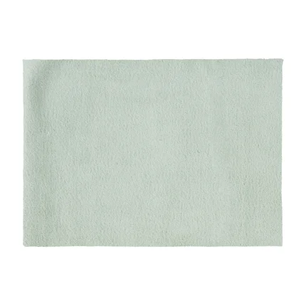 Dywanik dekoracyjny MARCELO o strukturze miękkiego futerka Dywanik dekoracyjny MARCELO o strukturze miękkiego futerka - 60 x 90 cm