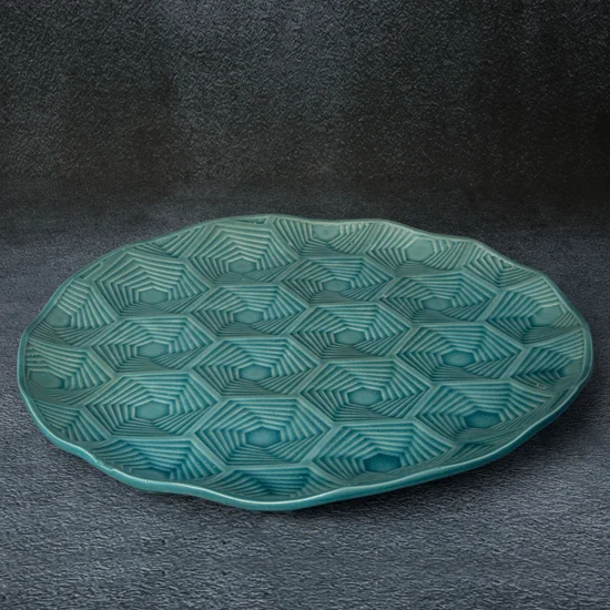 Patera z porcelany z geometrycznym wzorem - ∅ 42 x 3 cm - turkusowy
