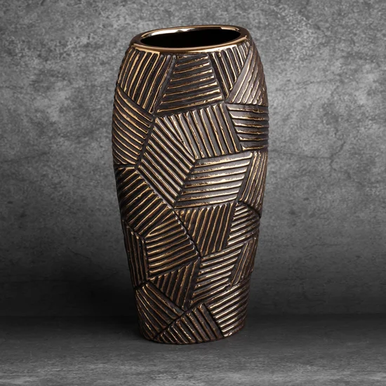Wazon ceramiczny EMMI z wytłaczanym geometrycznym wzorem - 15 x 9 x 30 cm - czarny