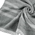 Ręcznik z żakardową bordiurą w pasy - 50 x 90 cm - stalowy 6