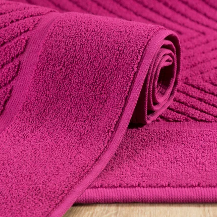 REINA LINE Dywanik łazienkowy z bawełny frotte zdobiony wzorem w zygzaki REINA LINE Dywanik łazienkowy z bawełny frotte zdobiony wzorem w zygzaki - 50 x 70 cm
