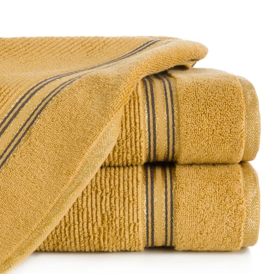 EWA MINGE Ręcznik FILON w kolorze musztardowym, w prążki z ozdobną bordiurą przetykaną srebrną nitką - 50 x 90 cm - musztardowy