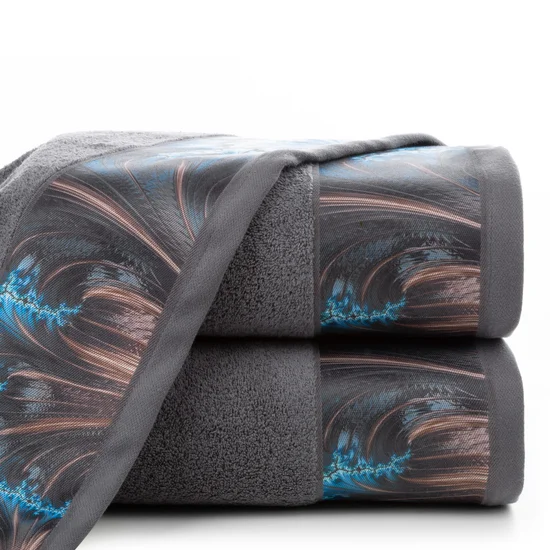 EWA MINGE Ręcznik CHIARA z bordiurą zdobioną fantazyjnym nadrukiem - 50 x 90 cm - stalowy