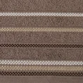 Ręcznik LIVIA  z kolorowymi paskami tkanymi we wzór jodełki - 30 x 50 cm - jasnobrązowy 2