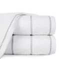 Ręcznik MARI z welurową bordiurą - 70 x 140 cm - biały 1