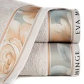 EVA MINGE Ręcznik MINGE 6 z bordiurą zdobioną fantazyjnym nadrukiem roślinnym - 70 x 140 cm - beżowy 1