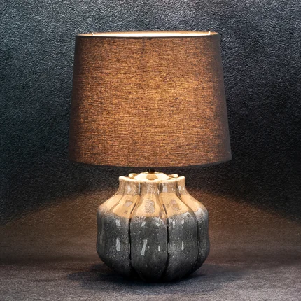 Lampa ceramiczna NIKO zdobiona wytłaczanym wzorem Lampa ceramiczna NIKO zdobiona wytłaczanym wzorem - ∅ 30 x 46 cm