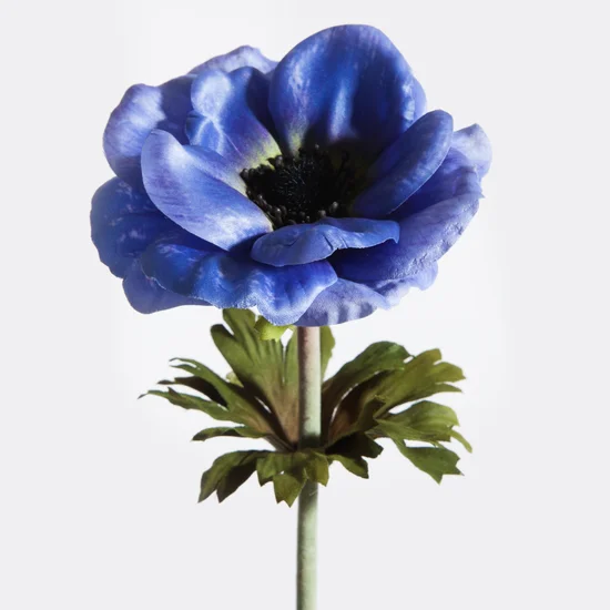 ANEMON kwiat sztuczny dekoracyjny z płatkami z jedwabistej tkaniny - 53 cm - ciemnoniebieski