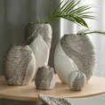 Wazon ceramiczny ADONA zdobiony wytłaczanym wzorem oraz lśniącymi kryształkami - 18 x 10 x 20 cm - biały 3