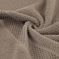 Ręcznik DANNY bawełniany o ryżowej strukturze podkreślony żakardową bordiurą o wypukłym wzorze - 70 x 140 cm - brązowy 5