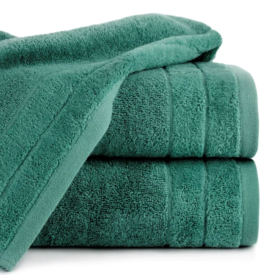 Ręcznik DAMLA z welurową bordiurą - 50 x 90 cm - butelkowy zielony