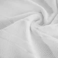 Ręcznik z żakardową bordiurą w geometrycznym stylu - 70 x 140 cm - biały 4