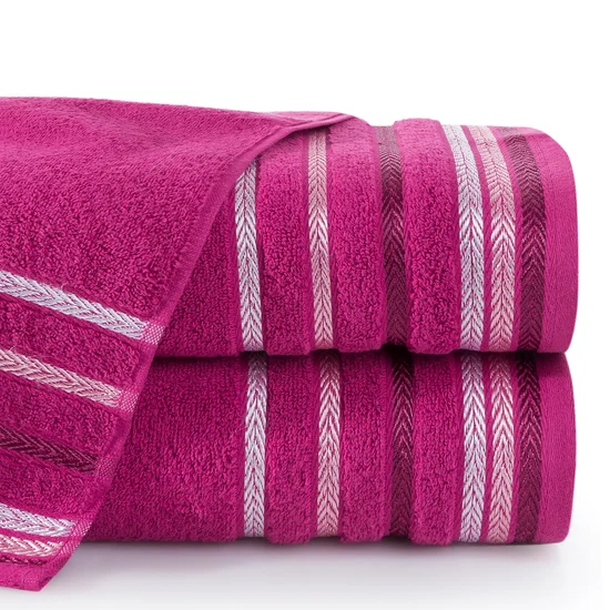 Ręcznik LIVIA  z kolorowymi paskami tkanymi we wzór jodełki - 70 x 140 cm - amarantowy