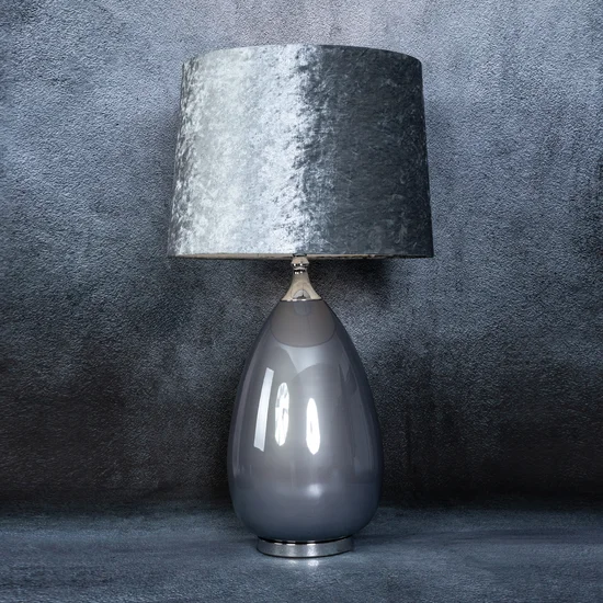 Lampa stołowa MOLY 01 na podstawie z perłowego szkła z błyszczącym welwetowym abażurem - 38 x 31 x 79 cm - stalowy