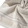 Ręcznik z bordiurą z błyszczącą nitką - 70 x 140 cm - beżowy 5