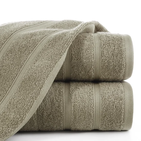 Ręcznik z ozdobną bordiurą w pasy - 50 x 90 cm - brązowy