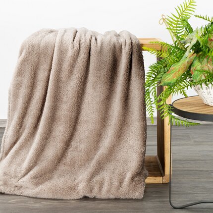 DESIGN 91 koc BLINK z dodatkiem lśniącej nici 150 x 200 cm beżowy,srebrny | Eurofirany