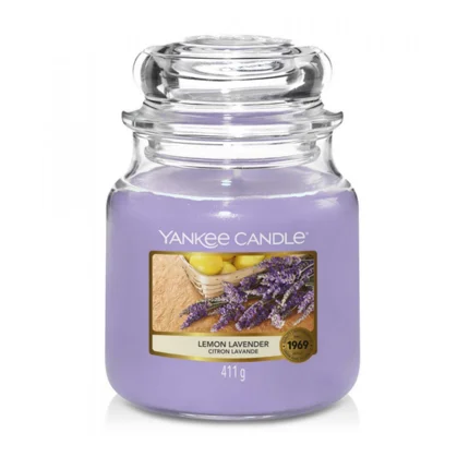 YANKEE CANDLE - Średnia świeca zapachowa w słoiku - Lemon Lavender YANKEE CANDLE - Średnia świeca zapachowa w słoiku - Lemon Lavender - ∅ 11 x 13 cm