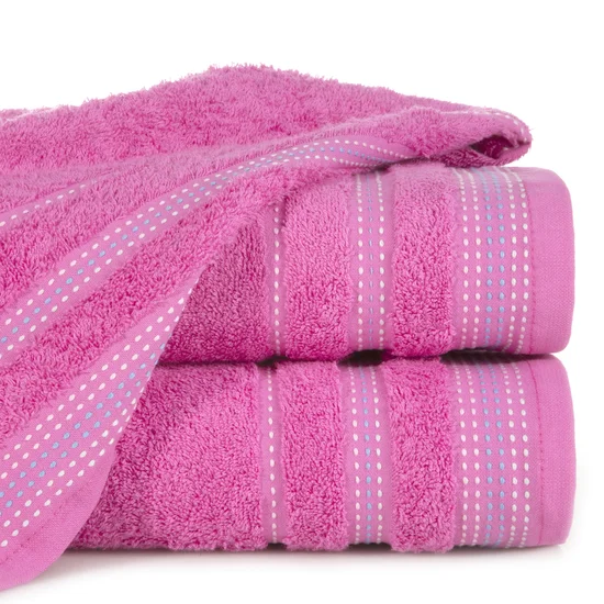Ręcznik POLA z żakardową bordiurą zdobioną stebnowaniem - 30 x 50 cm - różowy